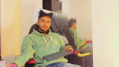 AlekRuiz from Colombia