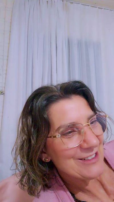 Bellaju from Brazil