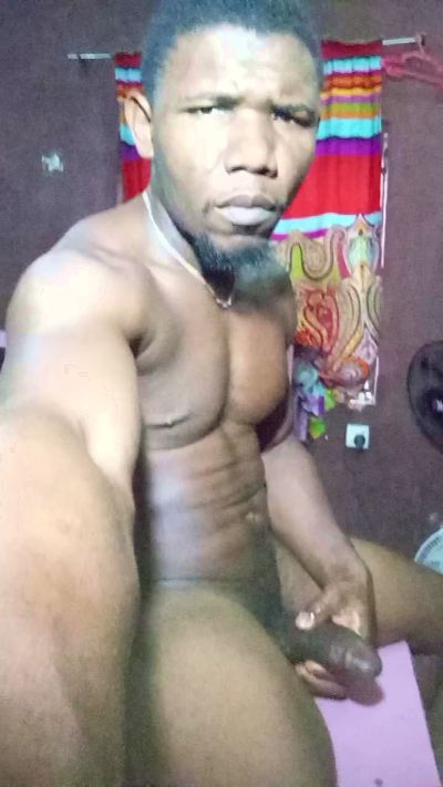 Desy2283 from Nigeria