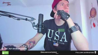 Dreamhunterdz from Colombia