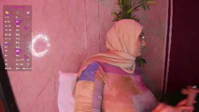 HijabiMilf from Lebanon