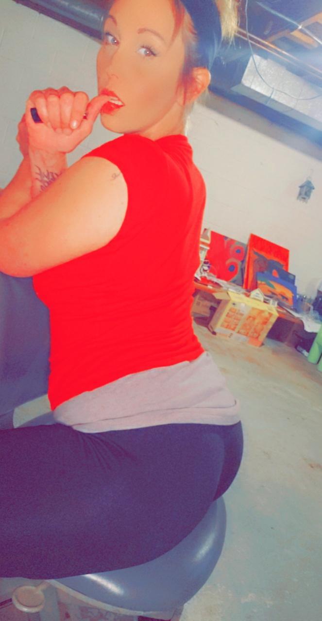 Hottmezz07 from United States