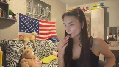 LashellBarrick from France