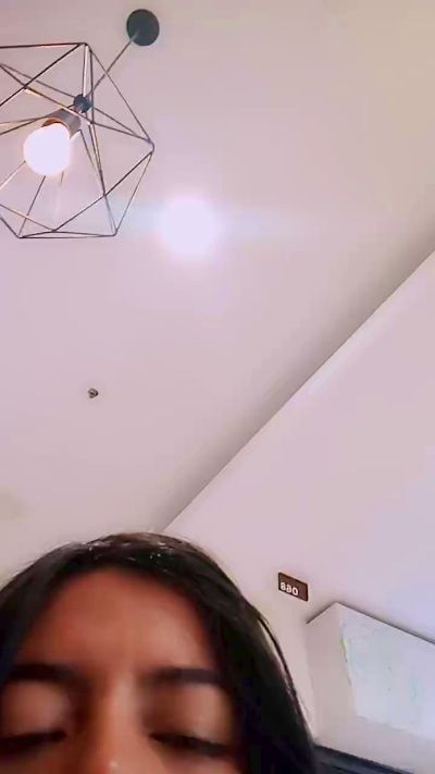 Lindafox99 from Italy