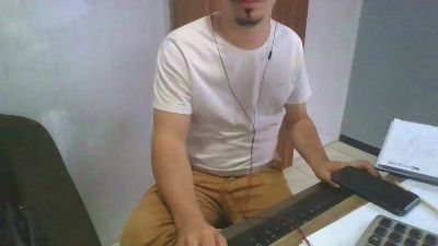 Pablopy00 from Spain