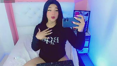 Sofiia_xx from United States