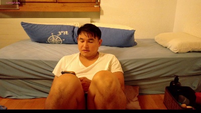 asianboy_sunny from Switzerland