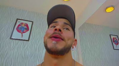 dylan_jacobx from Colombia