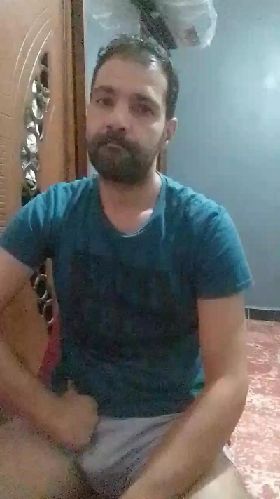 hardzfucker from Algeria
